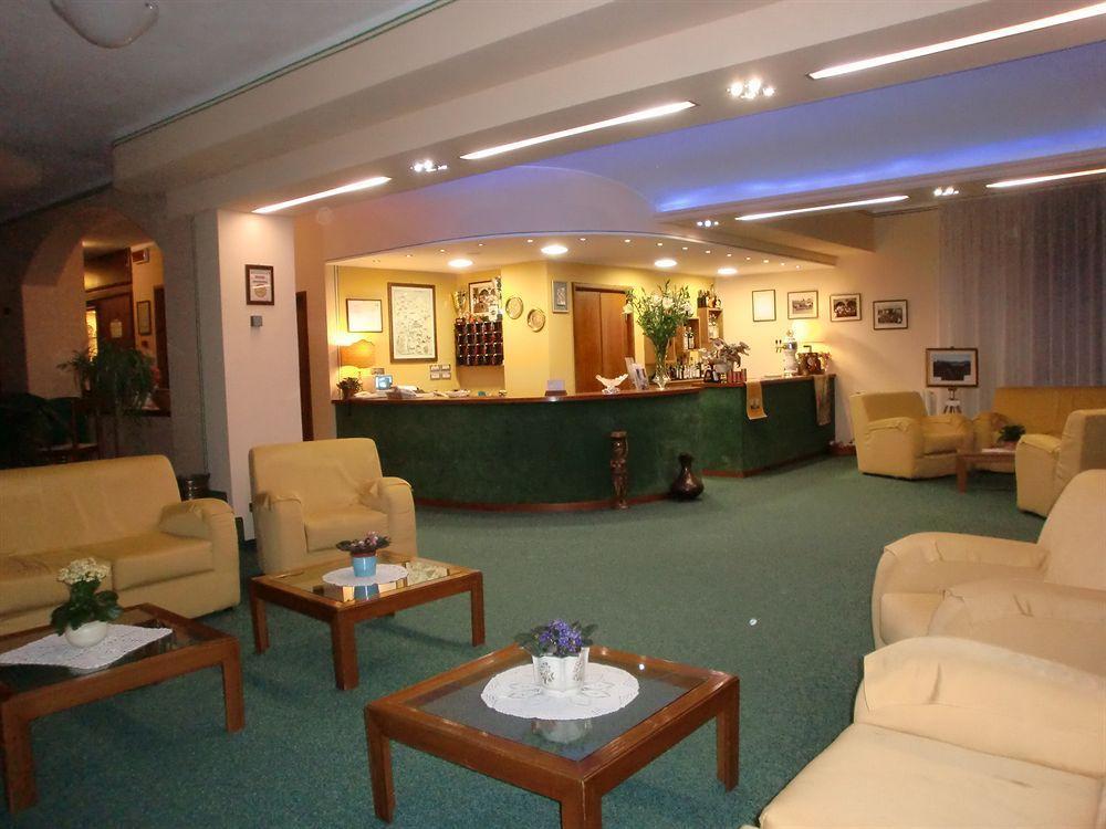 Hotel La Pergola Barga Exterior foto